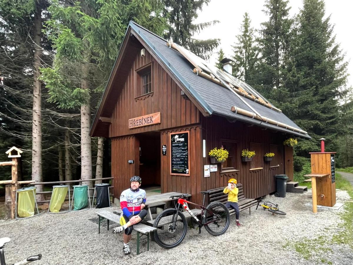 Apartmán V lese Bedřichov Esterno foto